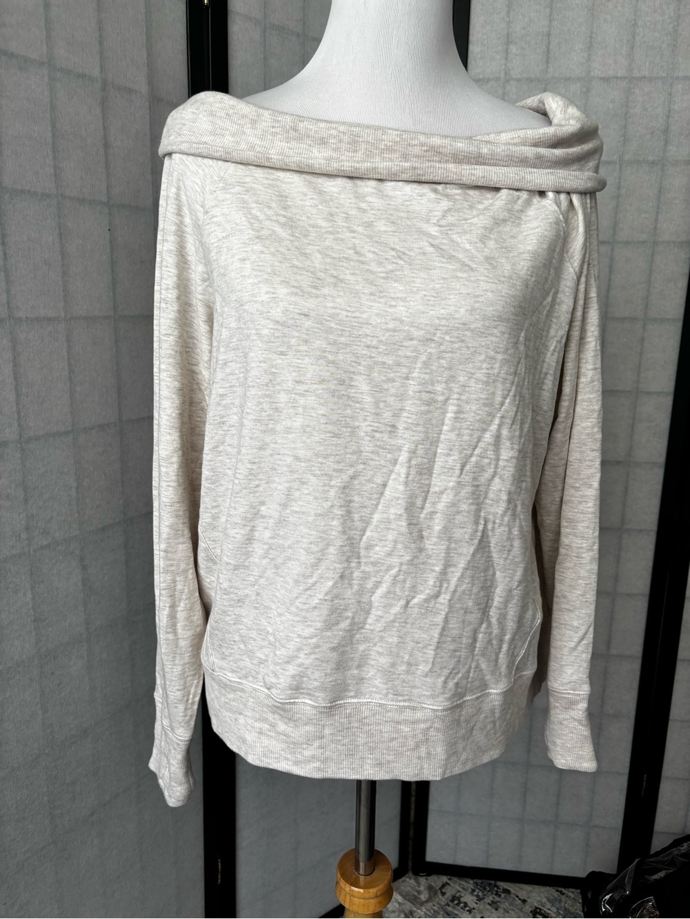 Athleta Off-Shoulder Cream Women’s Sweater